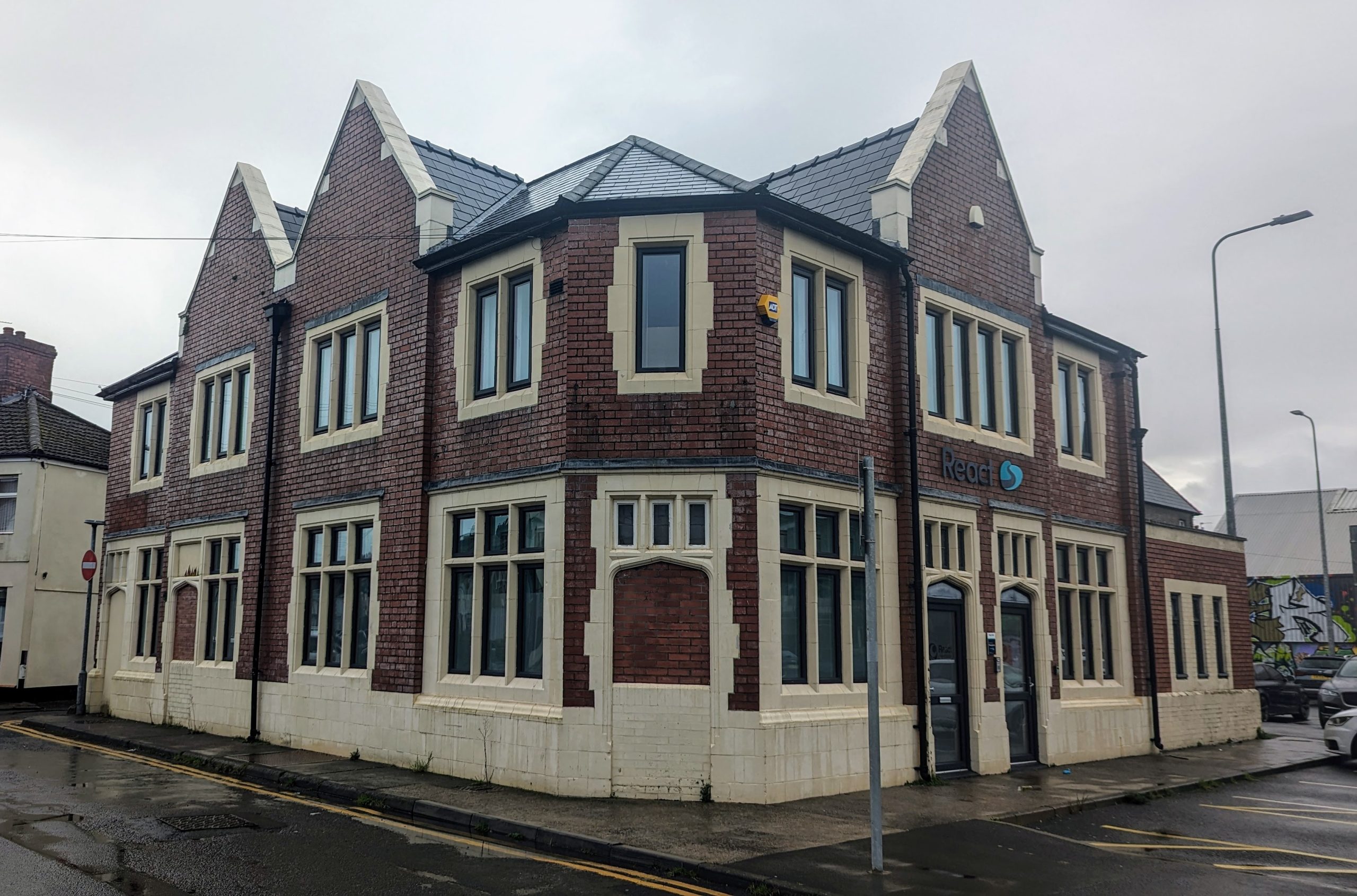 Photo of the former Insole Arms pub Cardiff