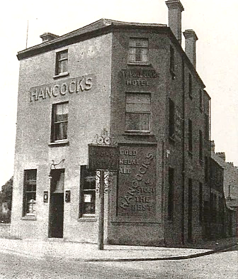 Photo showing the Ty Pwll Coch pub Cardiff before c1930.